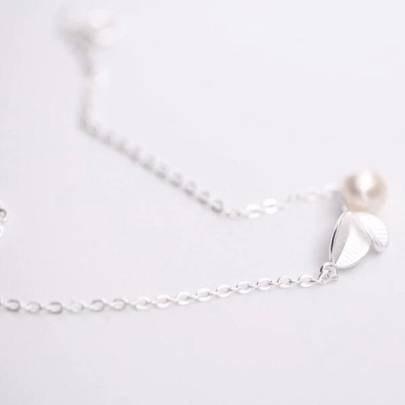 *NEW 925 Sterling Silver Pearl Leaf Necklace - Picture 3 of 4